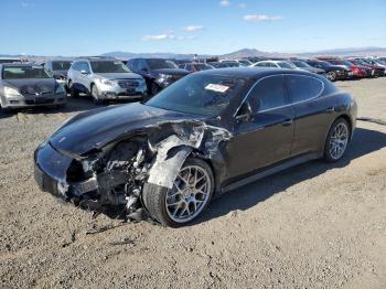  Salvage Porsche Panamera