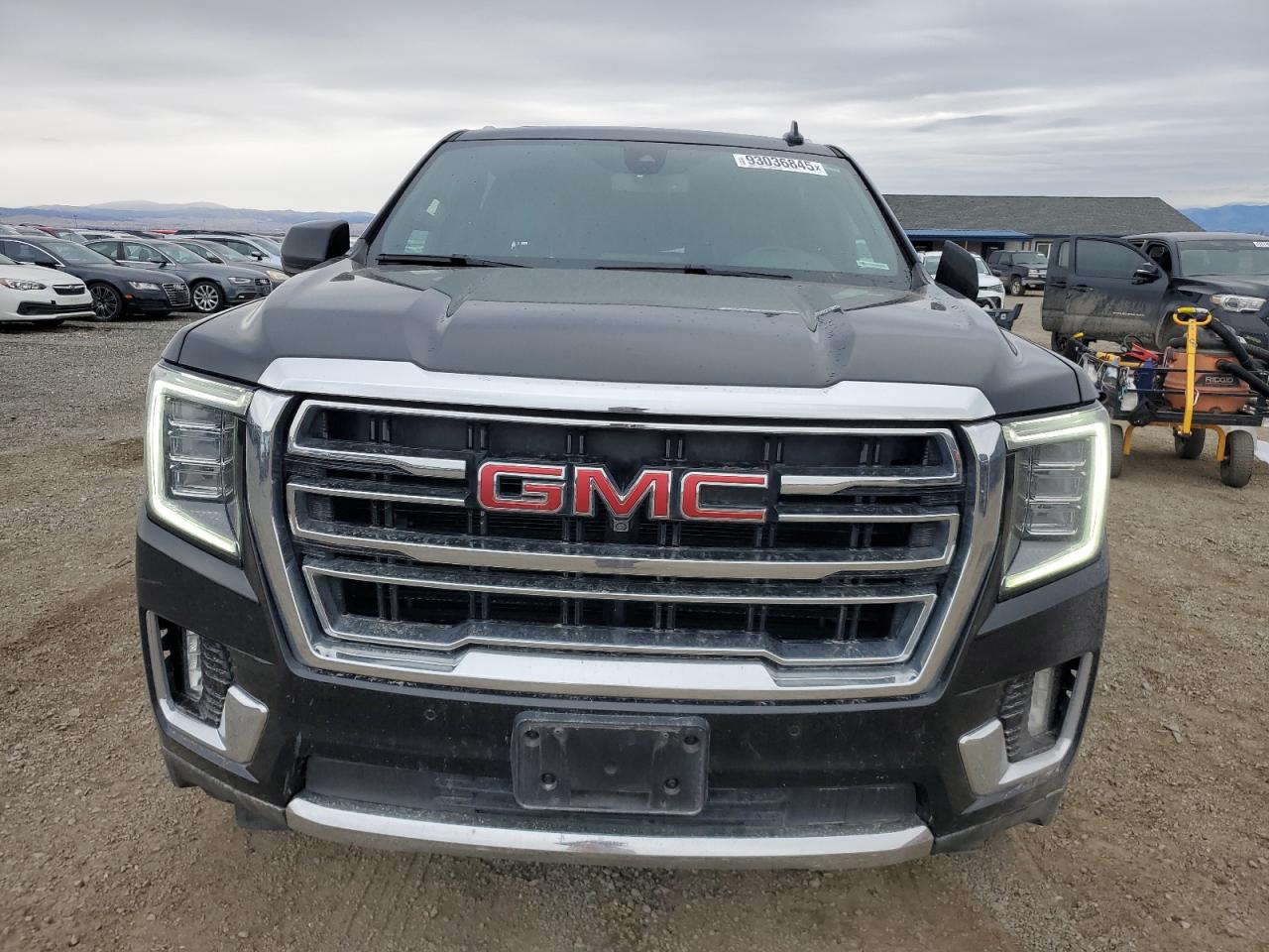 GMC Yukon K1500 Slt Image 3
