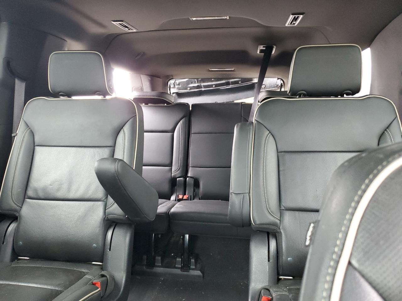 GMC Yukon K1500 Slt Image 10