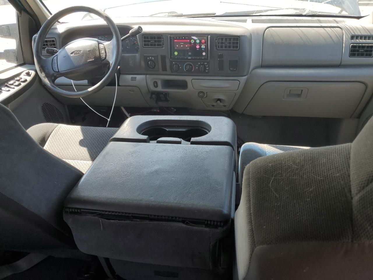 Ford F-250 Super Duty Image 9