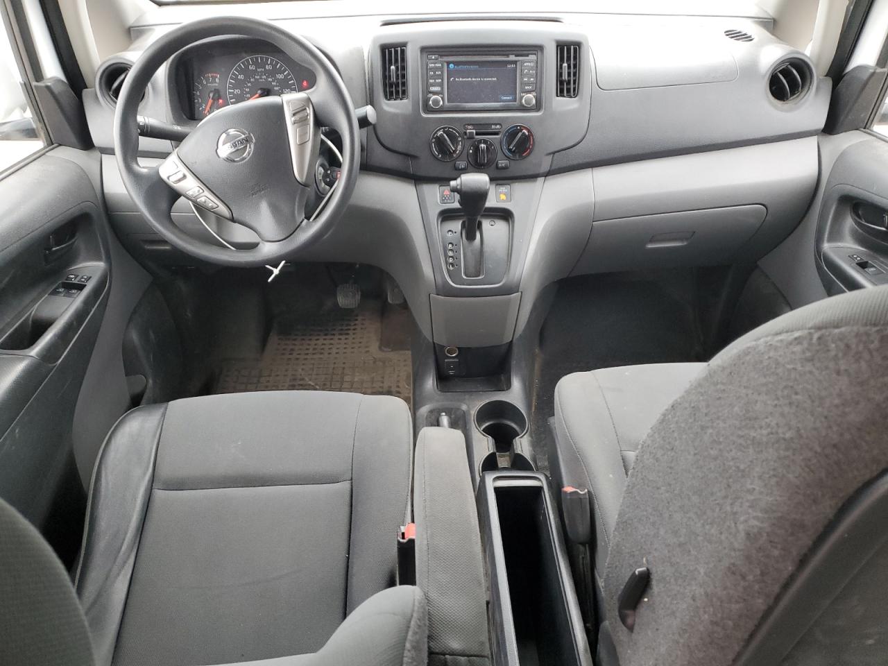 Nissan Nv 2.5s Image 10