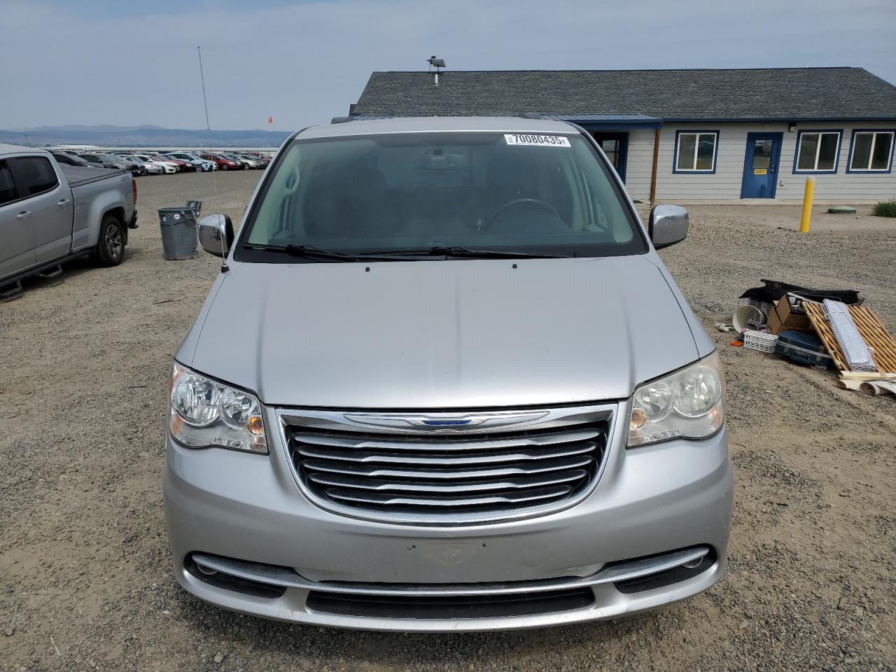 Chrysler Minivan Touring L Image 12