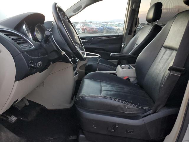 Chrysler Minivan Touring L Image 2