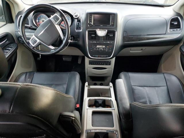 Chrysler Minivan Touring L Image 11