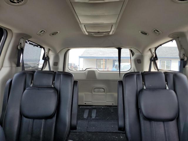 Chrysler Minivan Touring L Image 10