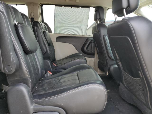 Chrysler Minivan Touring L Image 4