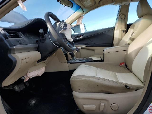 Toyota Camry Base Image 6