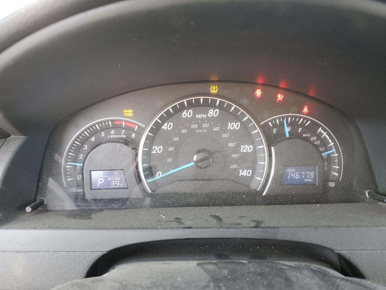 Toyota Camry Base Image 13