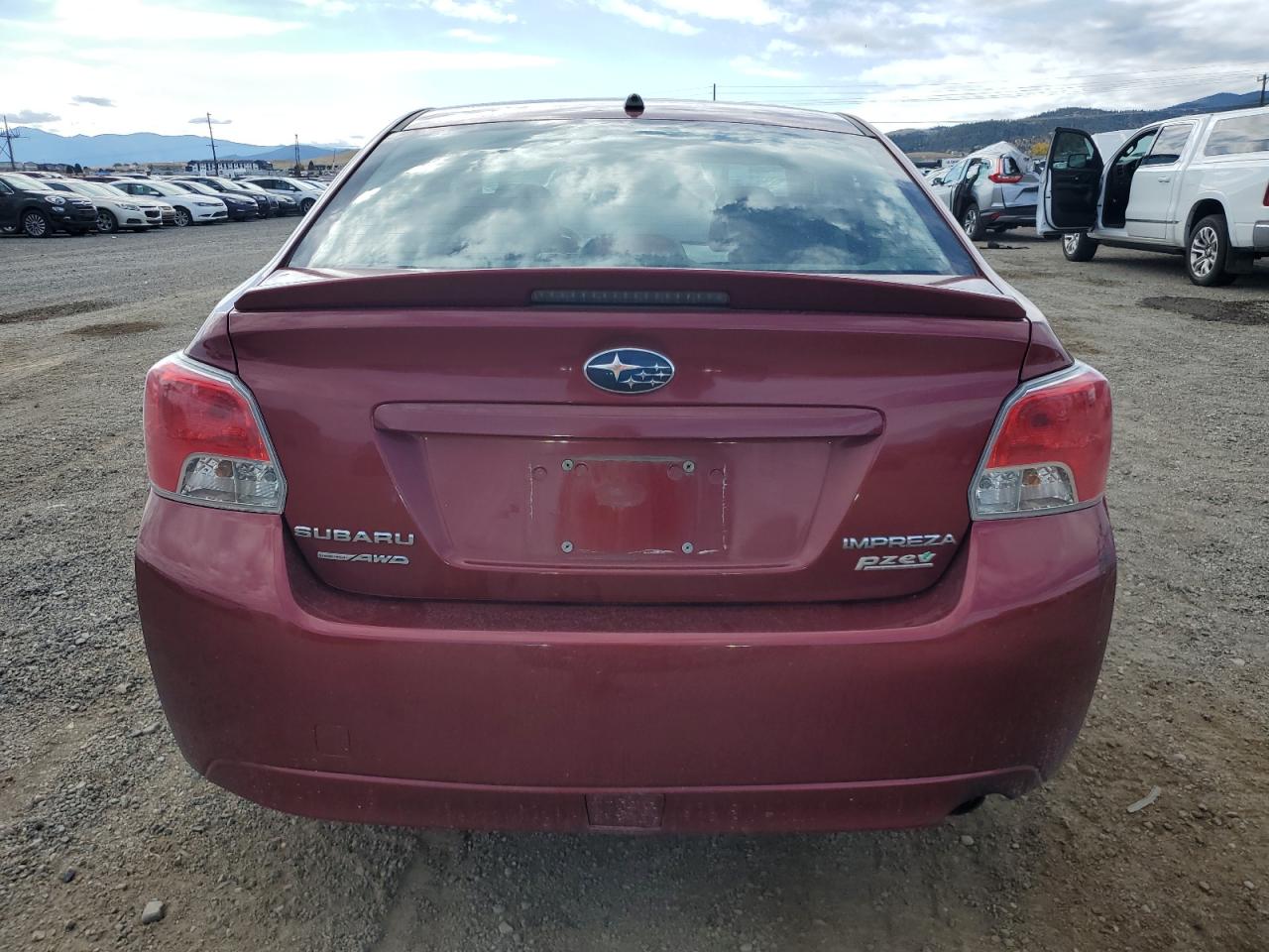 Subaru Impreza Premium Image 3