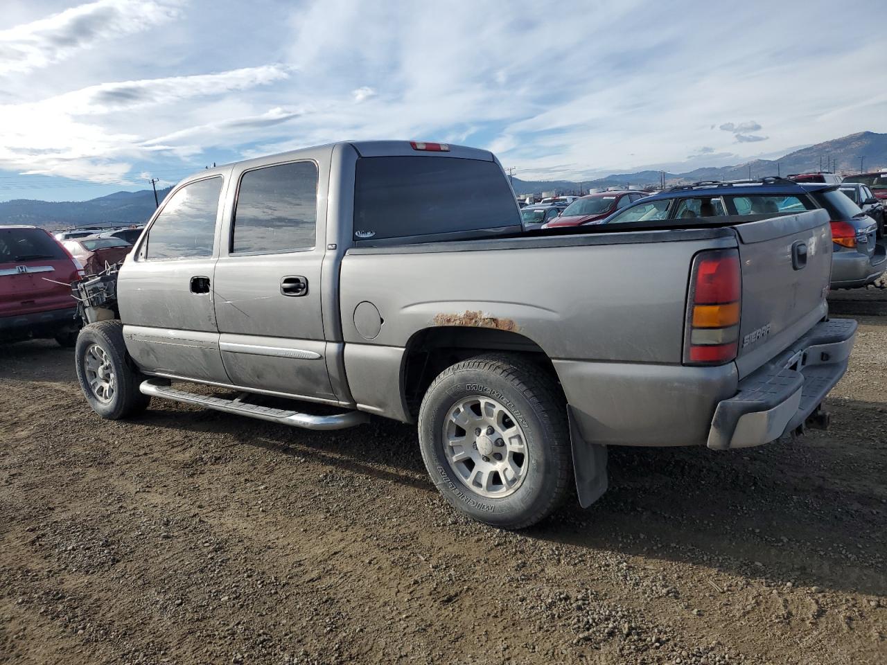 GMC Sierra K1500 Image 2
