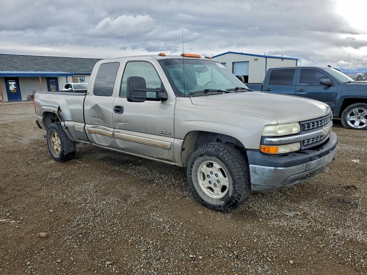 Chevrolet Silverado K1500 Image 6