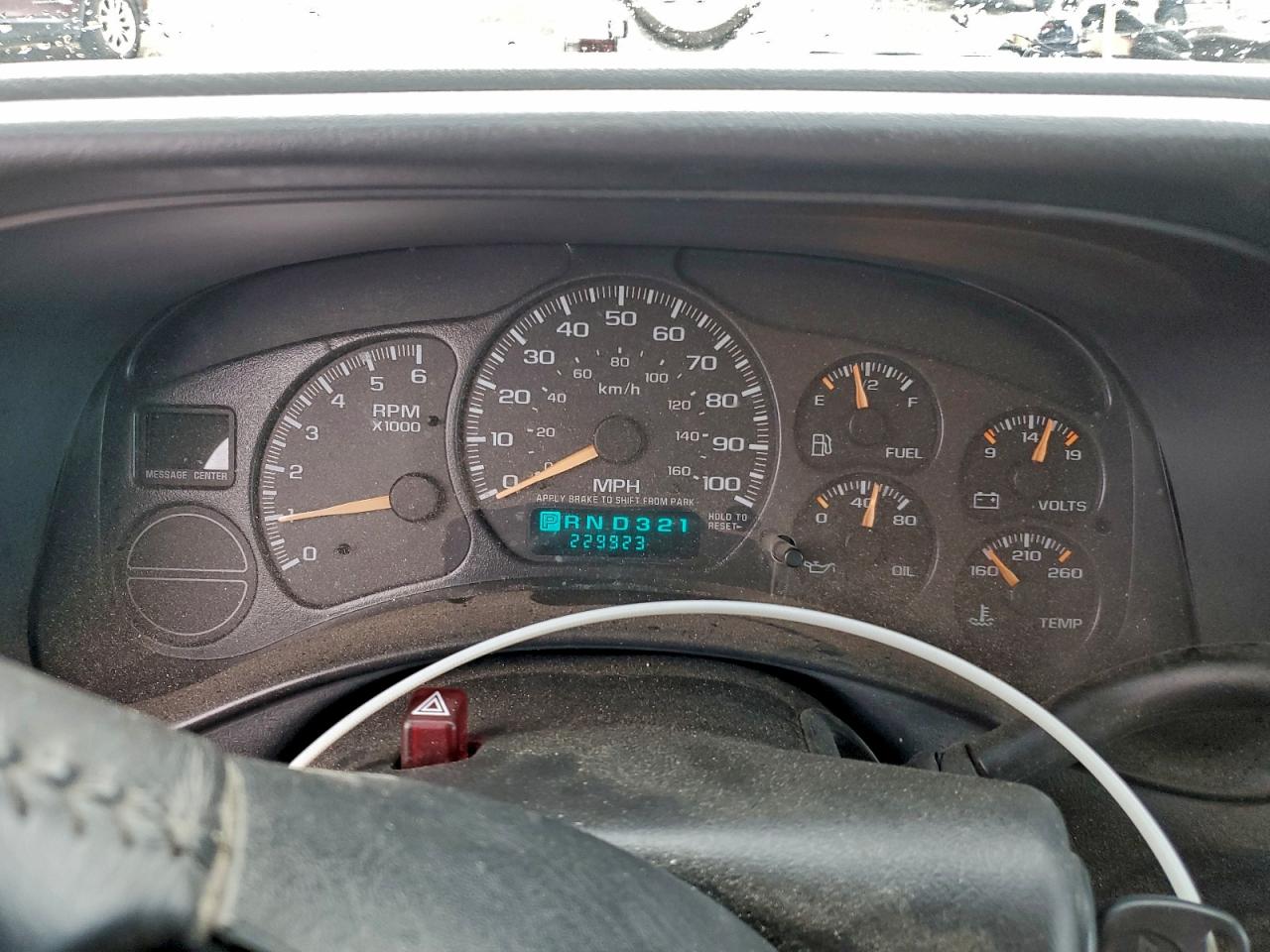 Chevrolet Silverado K1500 Image 10