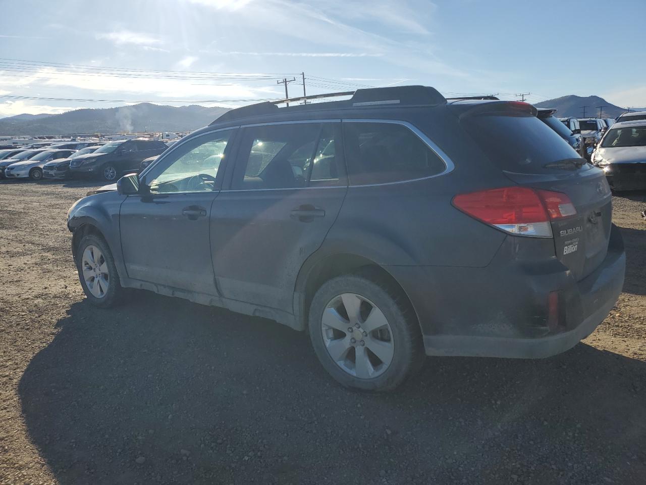 Subaru Outback 2.5i Premium Image 2