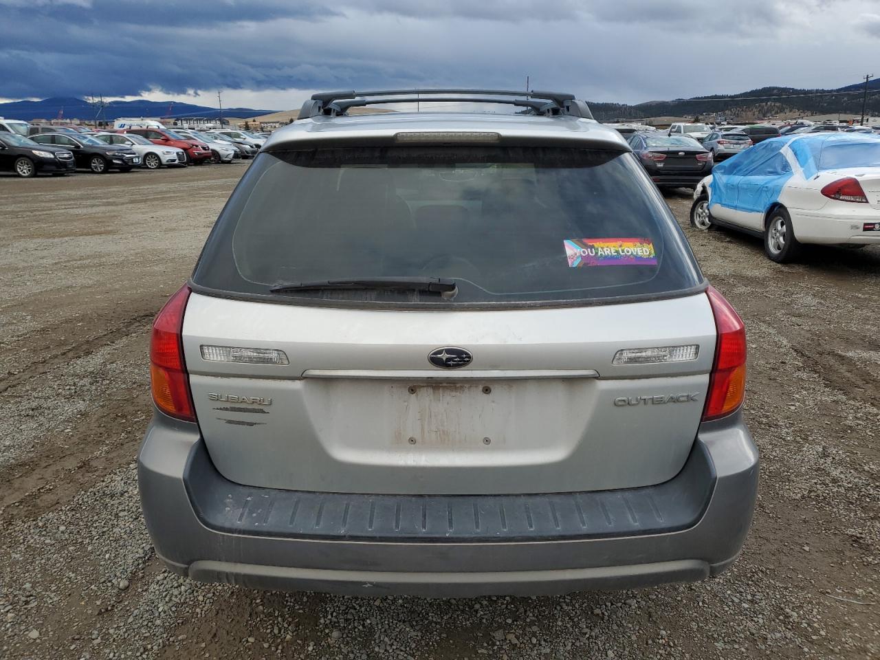Subaru Outback Outback 2.5i Limited Image 3
