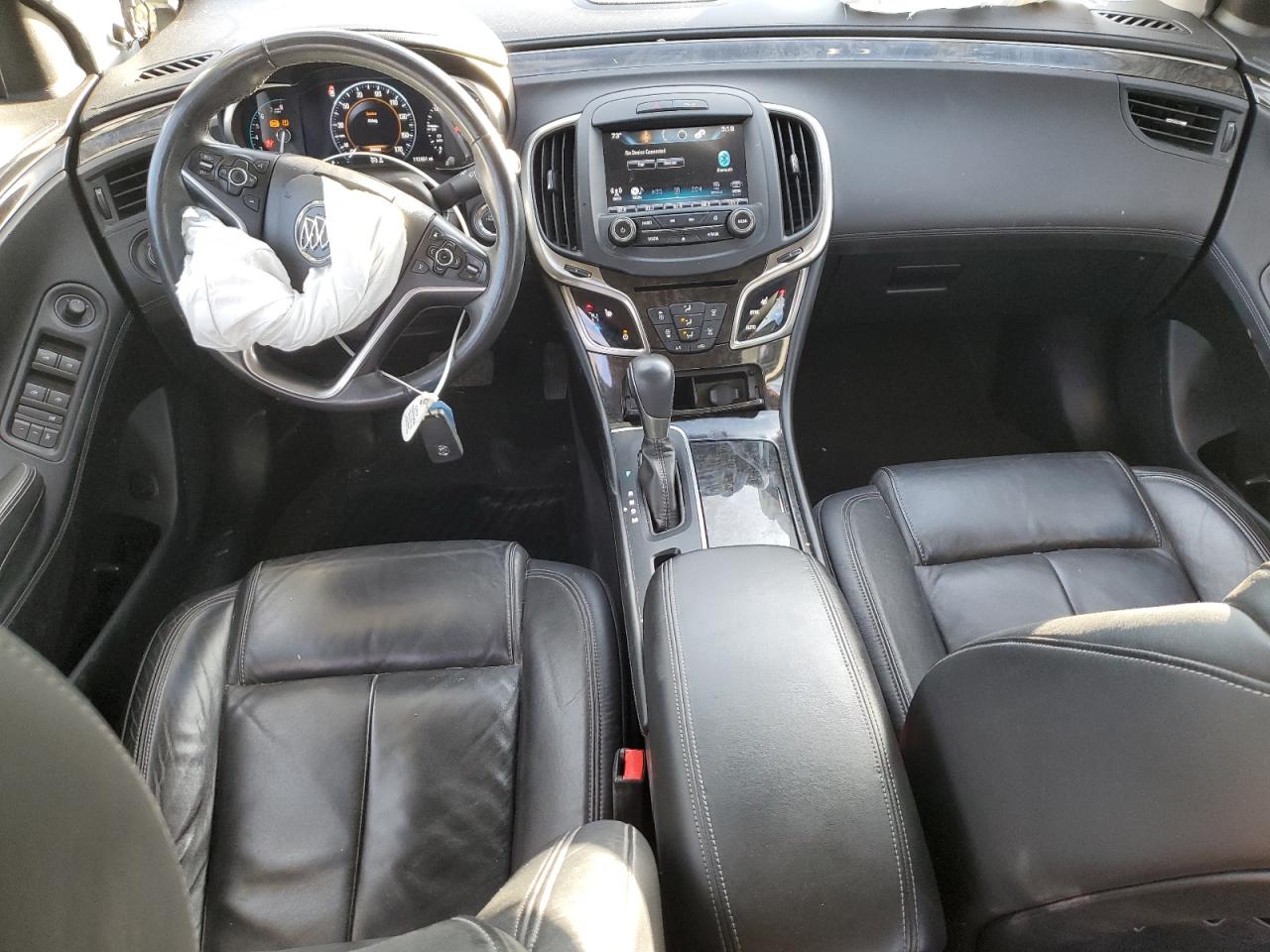 Buick LaCrosse Image 9