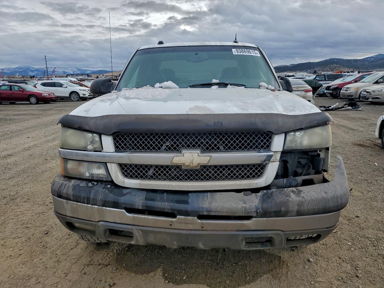 Chevrolet Silverado K2500 Image 7