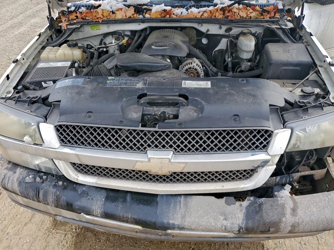 Chevrolet Silverado K2500 Image 10