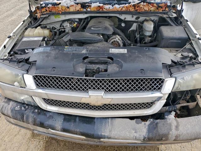 Chevrolet Silverado K2500 Image 10