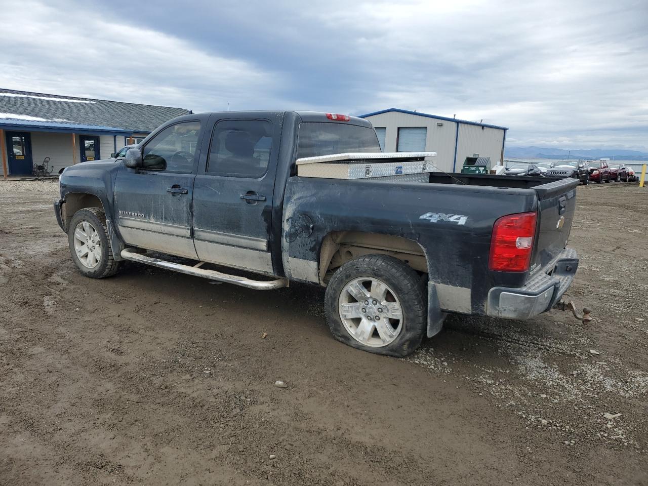 Chevrolet Silverado K1500 Ltz Image 2