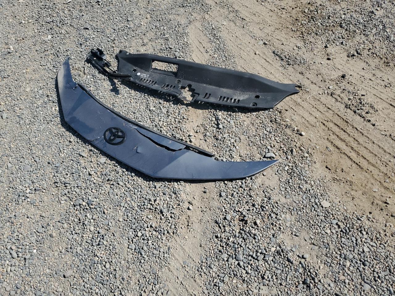 Toyota Camry Xse Image 12