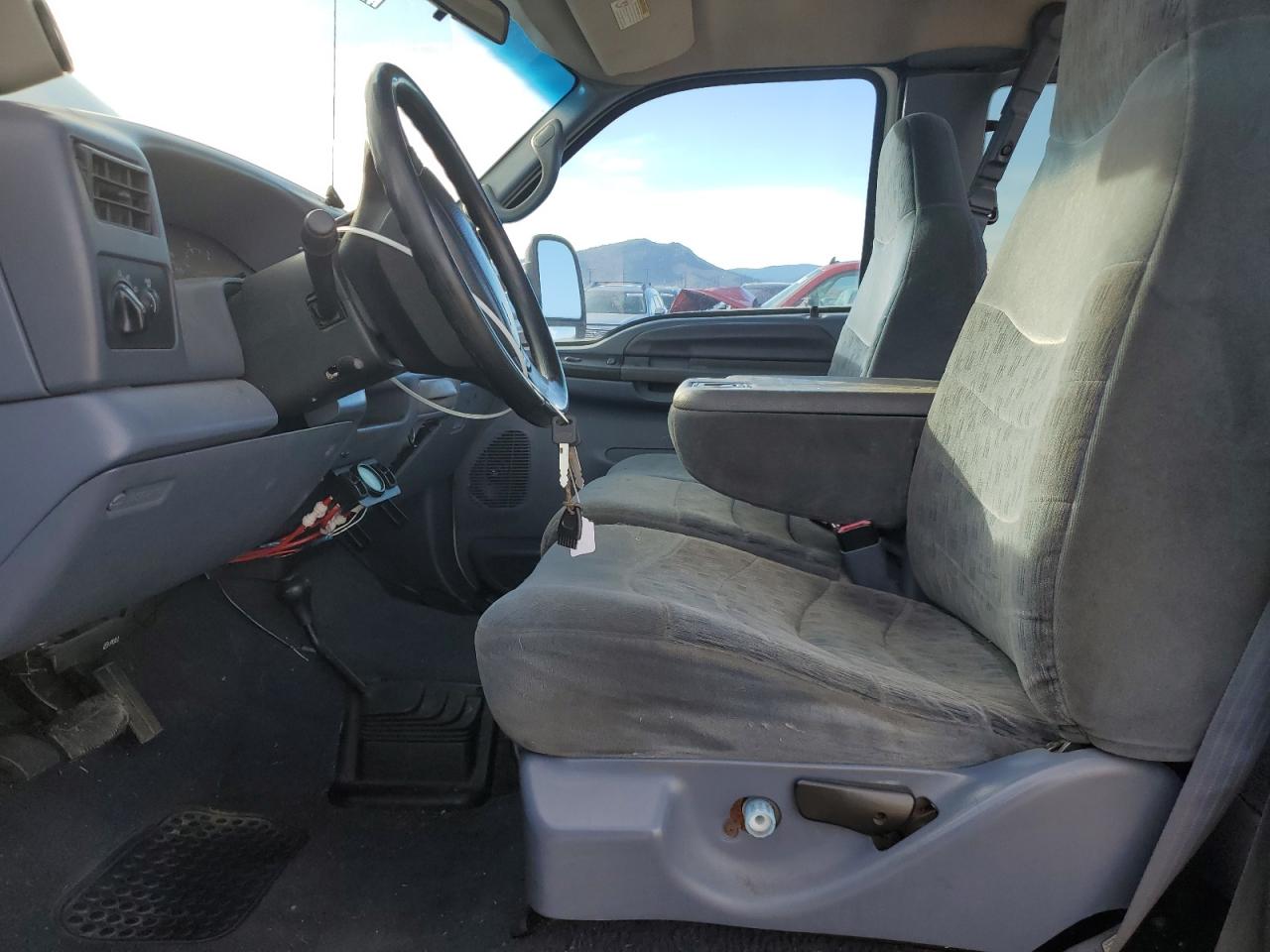 Ford F-250 Super Duty Image 6