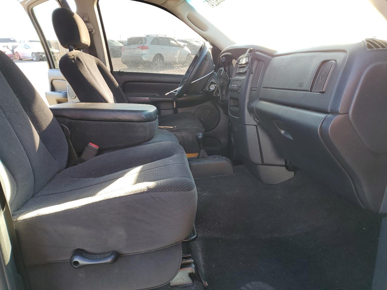 Dodge Ram 1500 St Image 3