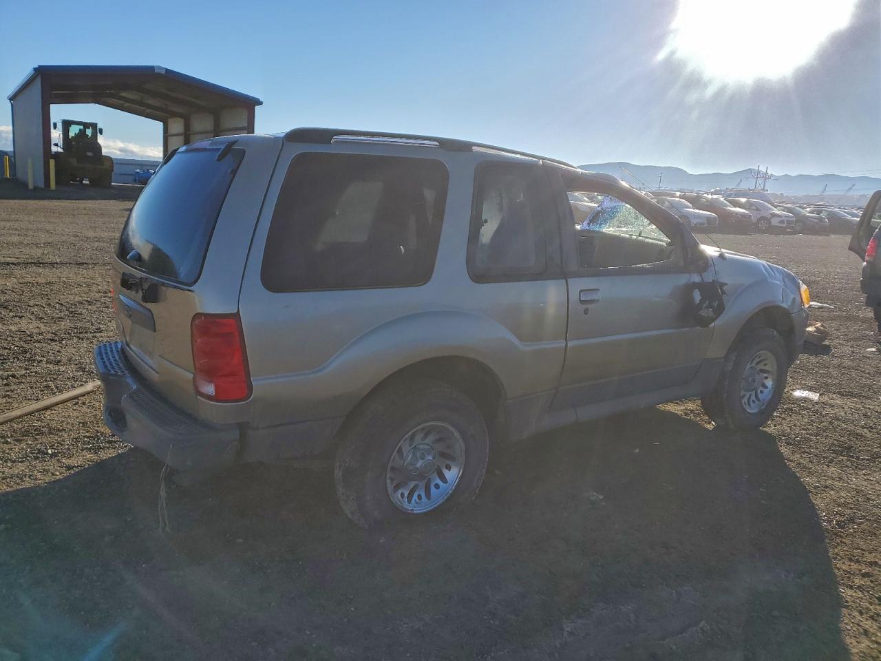 Ford Explorer Sport Image 3