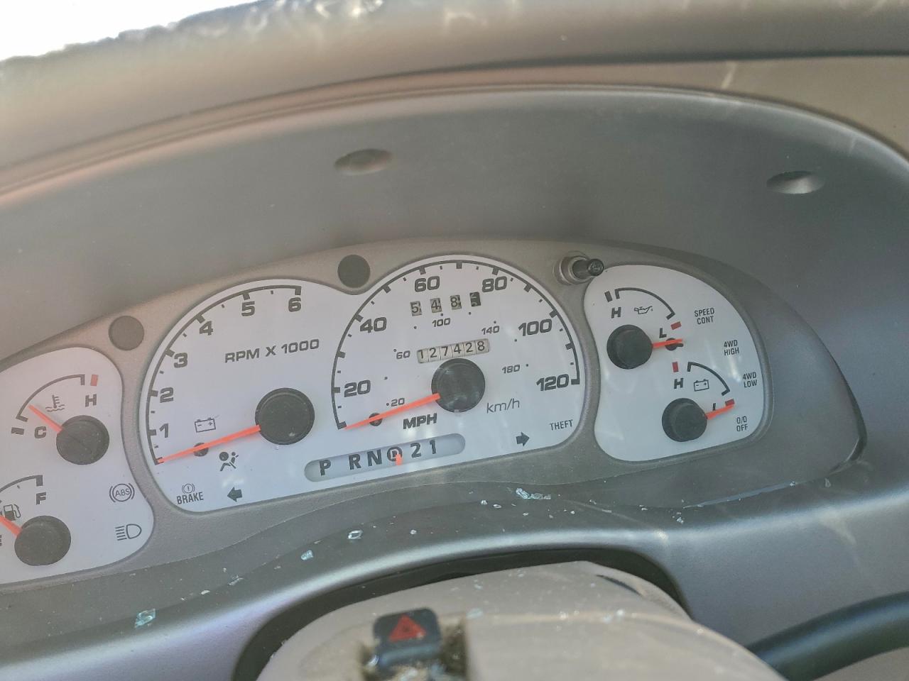 Ford Explorer Sport Image 11