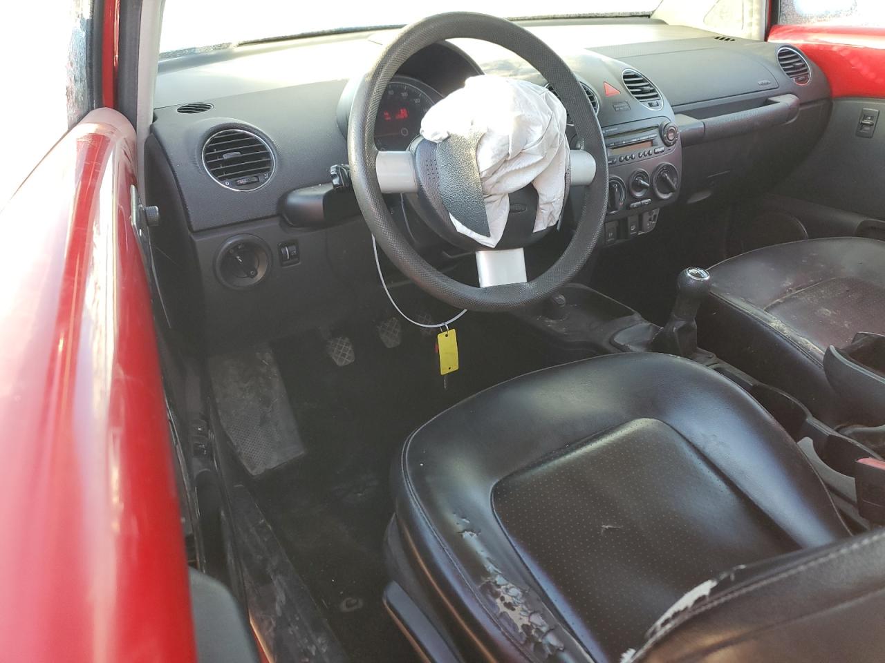 Volkswagen Beetle Tdi Image 8