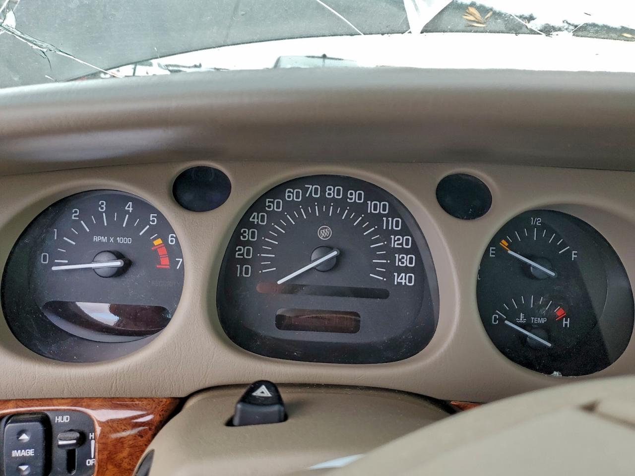 Buick LeSabre Limited Image 5