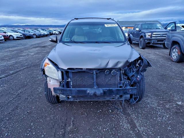 Toyota RAV4 Limited Image 3