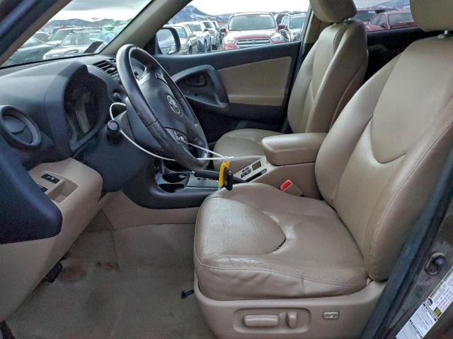 Toyota RAV4 Limited Image 12