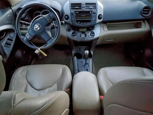 Toyota RAV4 Limited Image 2