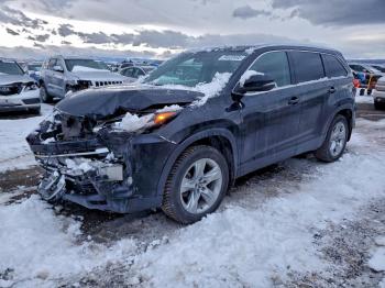  Salvage Toyota Highlander