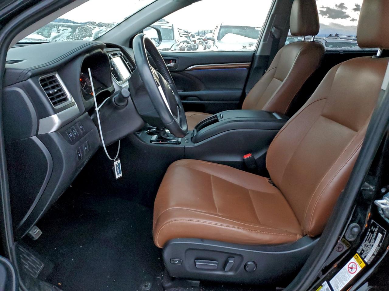 Toyota Highlander Limited Image 8