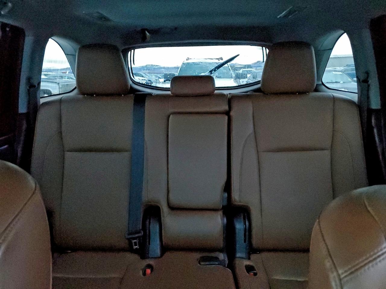 Toyota Highlander Limited Image 6