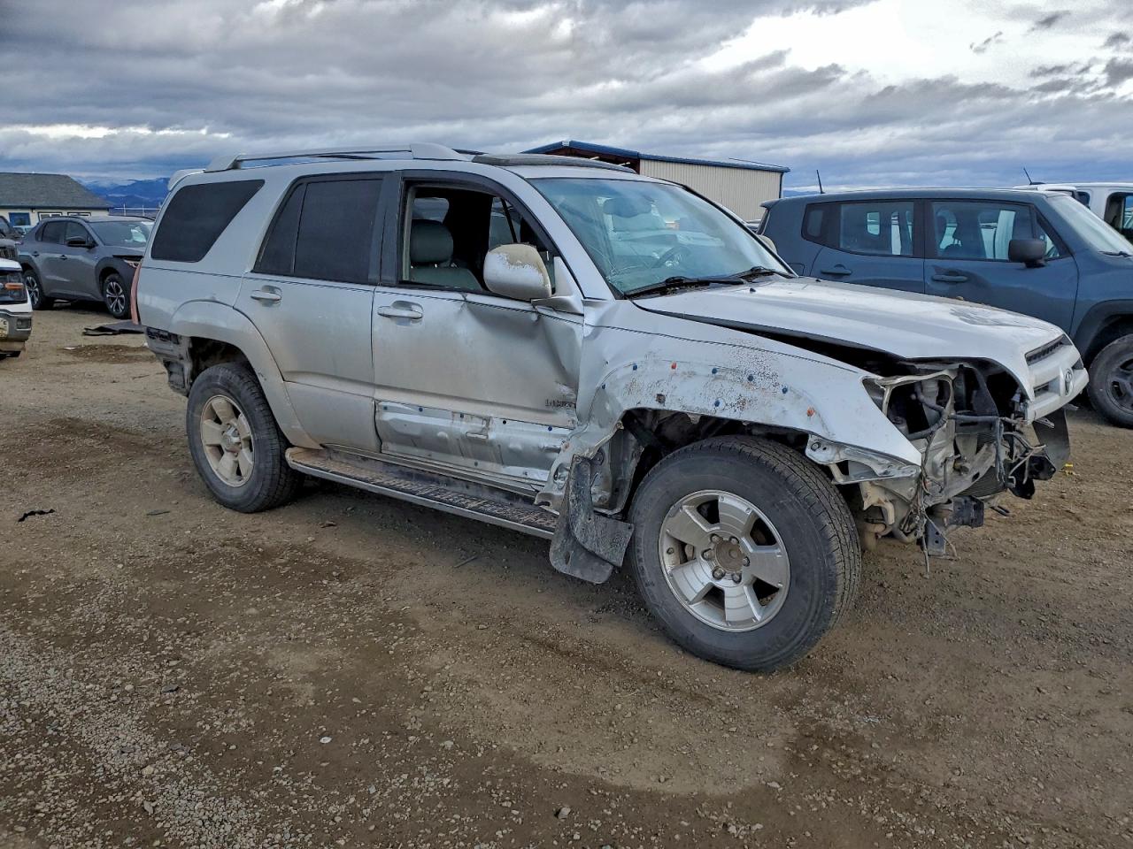 Toyota 4Runner Limited Image 2