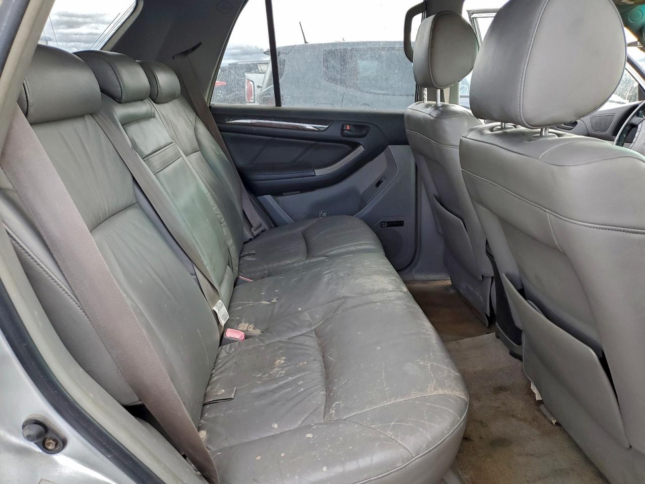 Toyota 4Runner Limited Image 10