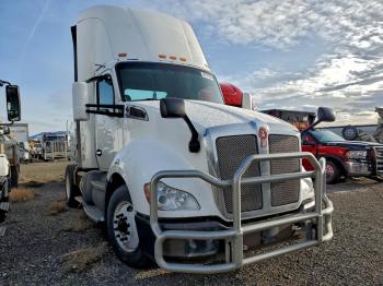  Salvage Kenworth T680