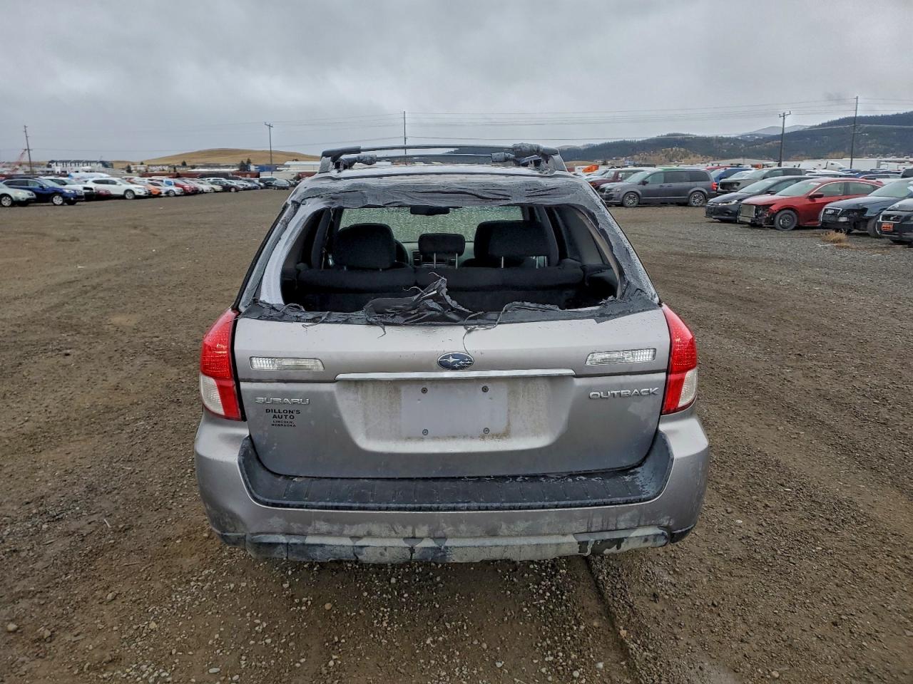 Subaru Outback 2.5i Image 9