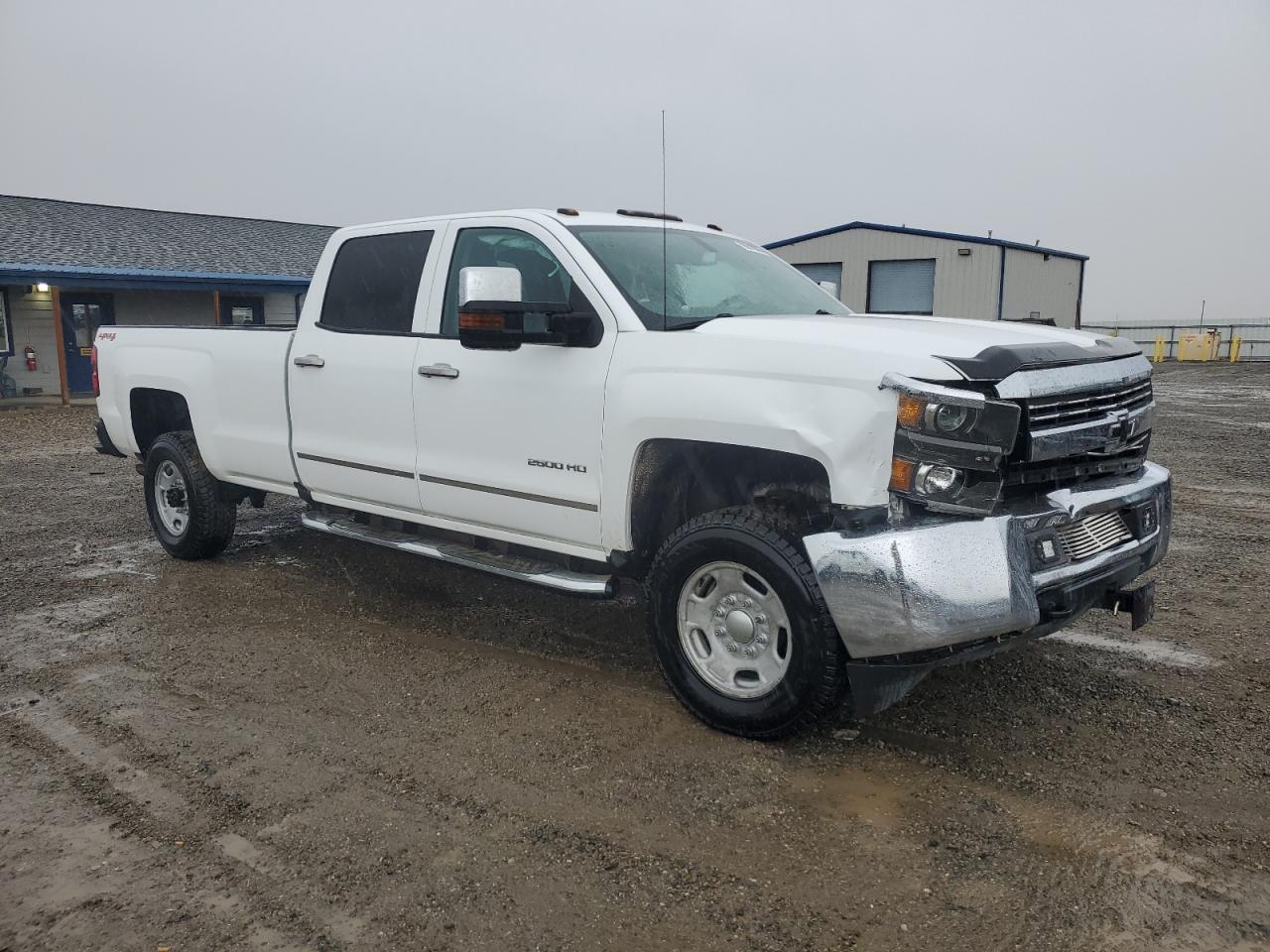 Chevrolet Silverado K2500 Heavy Duty Image 5