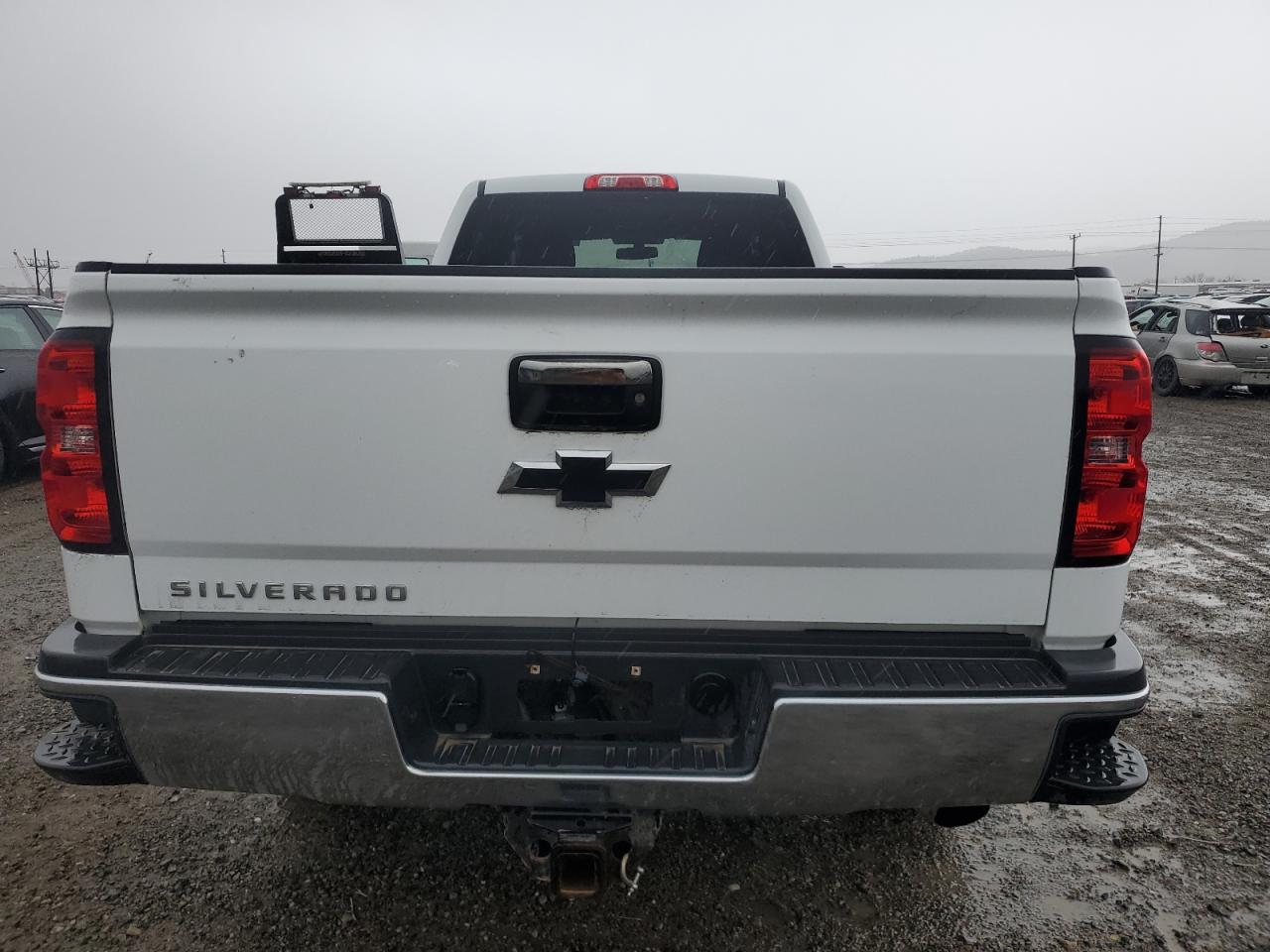 Chevrolet Silverado K2500 Heavy Duty Image 12