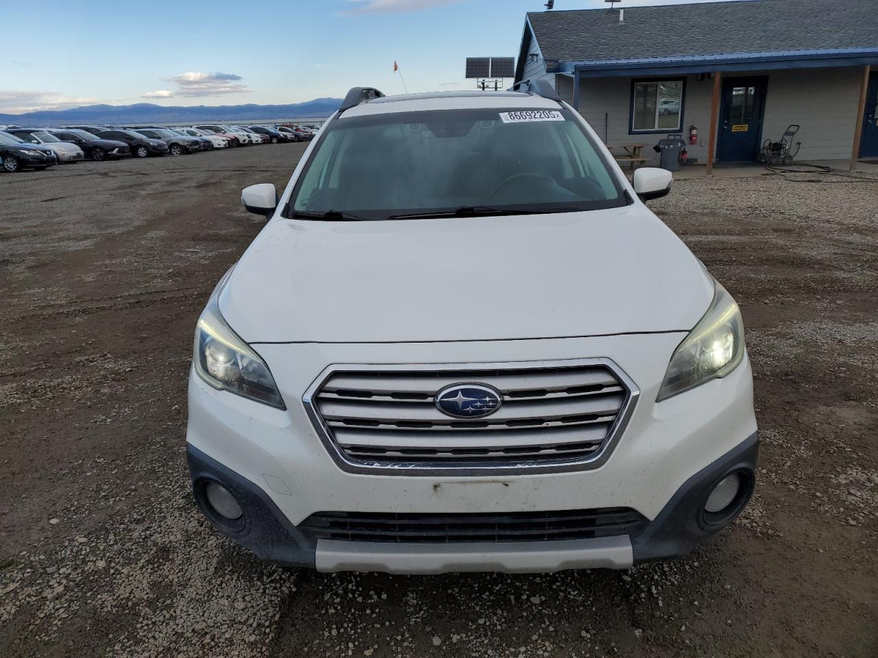 Subaru Outback 2.5i Limited Image 13