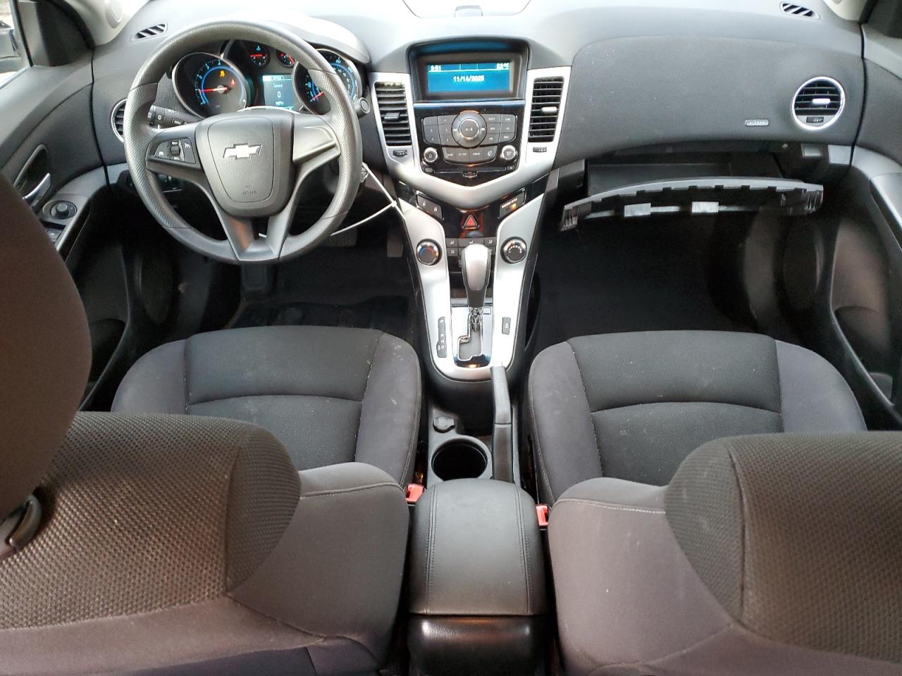 Chevrolet Cruze Lt Image 3