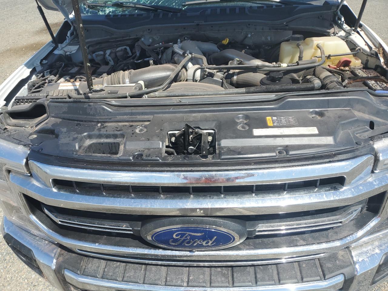 Ford F-350 Super Duty Image 8