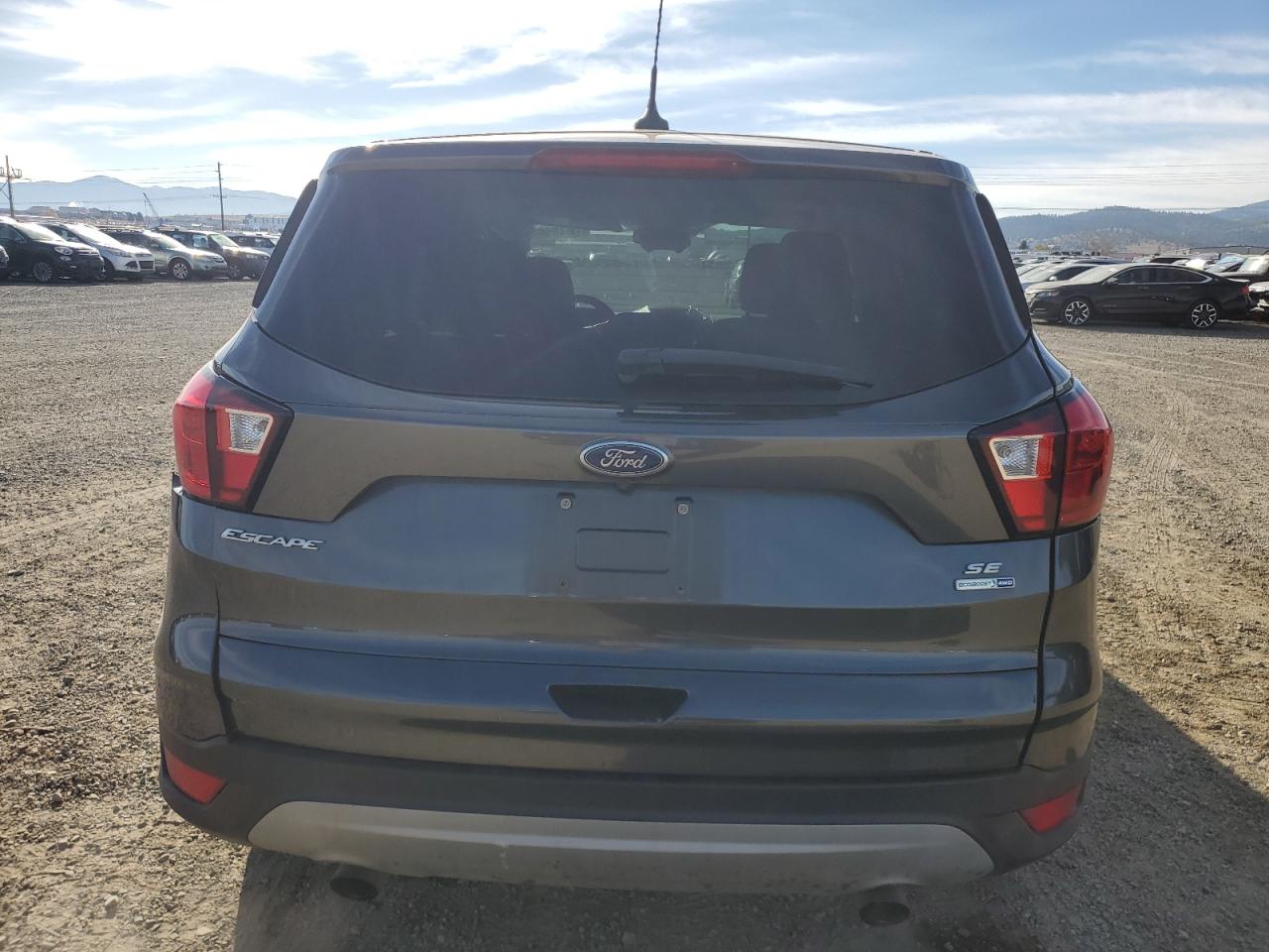 Ford Escape Se Image 8