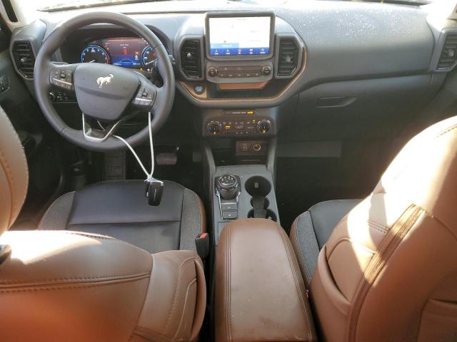 Ford Bronco Outer Banks Image 13