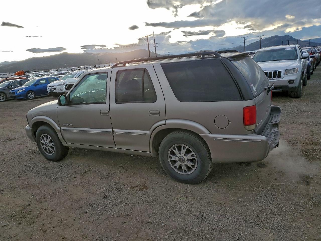 GMC Envoy Image 5