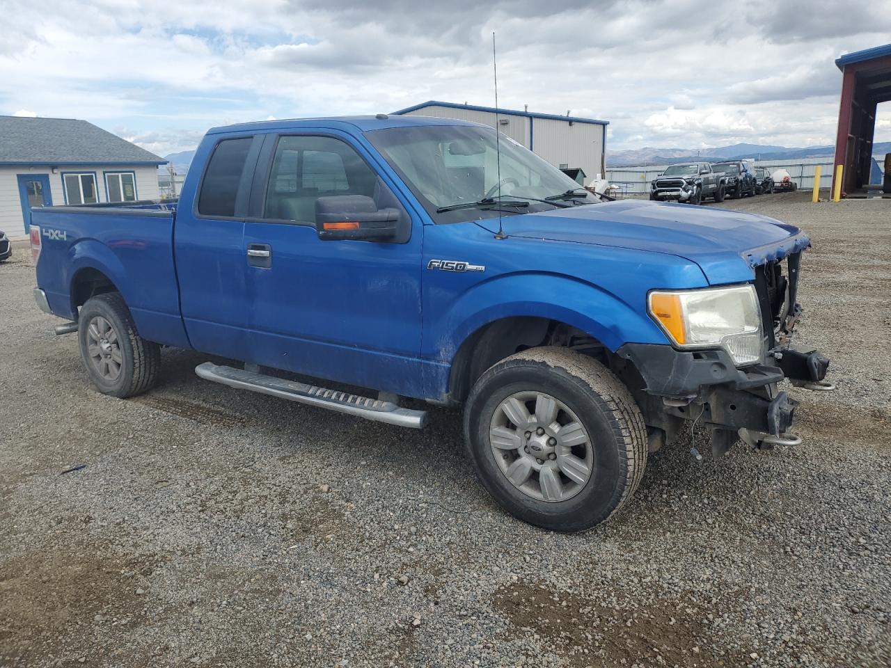 Ford F-150 Super Cab Image 2