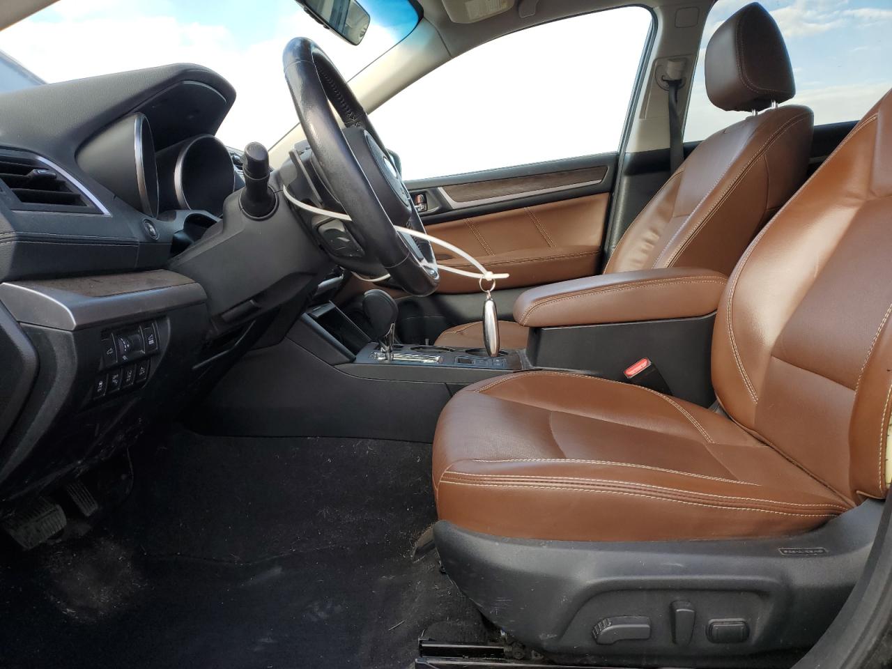 Subaru Outback Touring Image 4